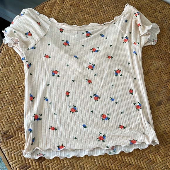 Urban Outfitters Crop Top - Picture 3 of 3